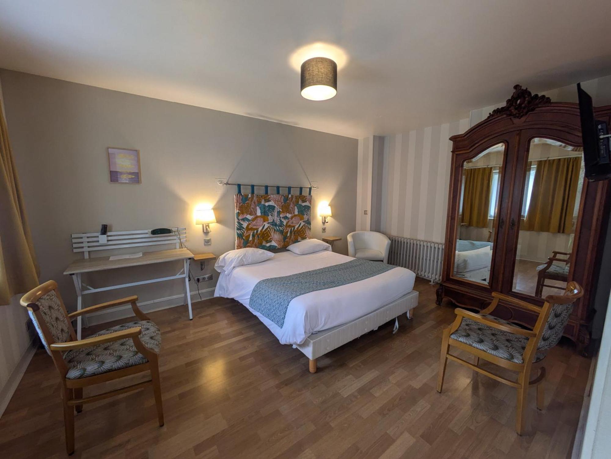 Hotel Le Bon Laboureur La Charité-sur-Loire Exteriér fotografie